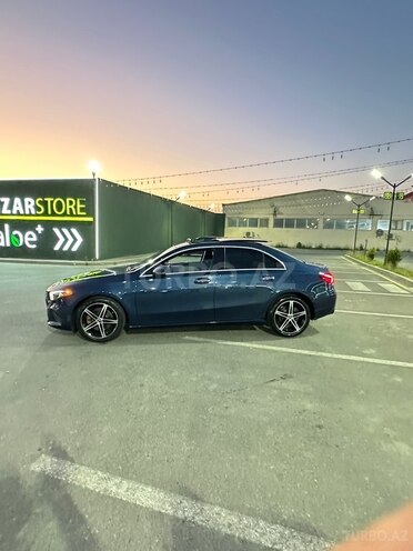 Mercedes A 220-5
