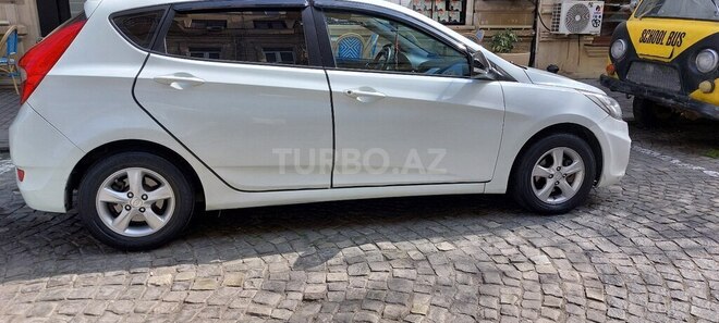 Hyundai Accent 2013, 241,692 km - 1.6 l - Bakı