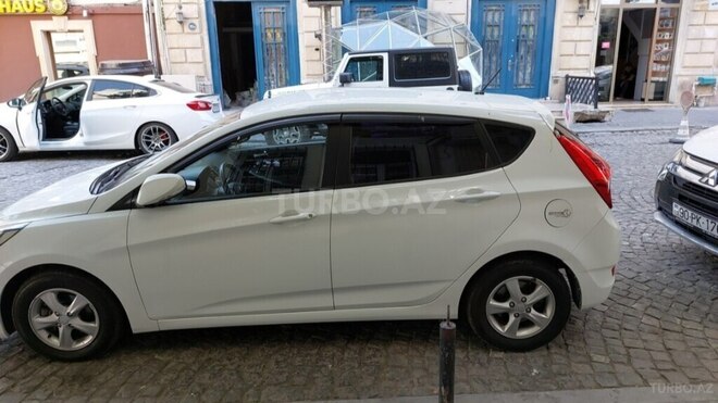 Hyundai Accent 2013, 241,692 km - 1.6 l - Bakı