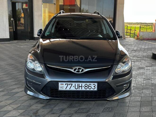 Hyundai i30 2011, 340,000 km - 1.6 л - Biləsuvar