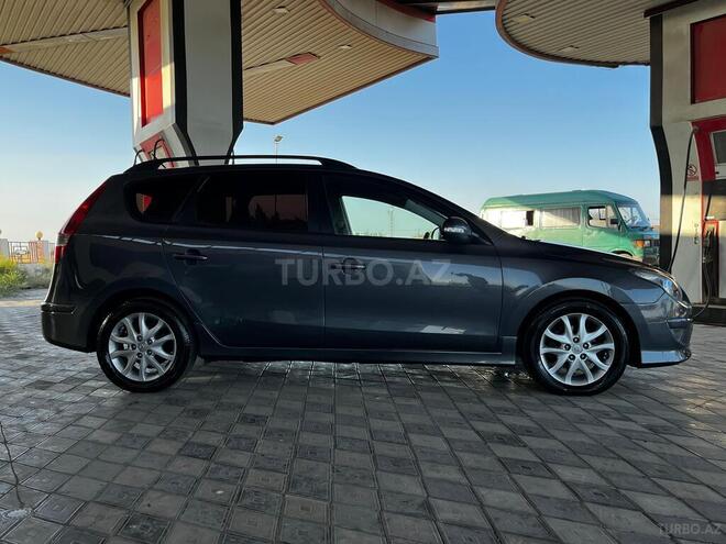 Hyundai i30 2011, 340,000 km - 1.6 л - Biləsuvar