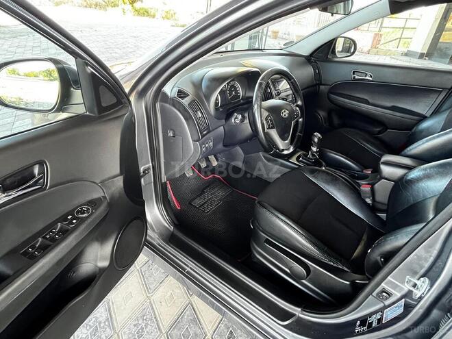 Hyundai i30 2011, 340,000 km - 1.6 л - Biləsuvar