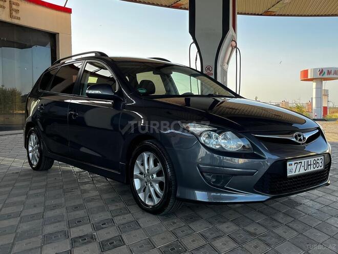 Hyundai i30 2011, 340,000 km - 1.6 л - Biləsuvar