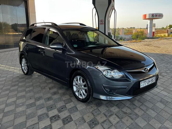 Hyundai i30 2011, 340,000 km - 1.6 л - Biləsuvar