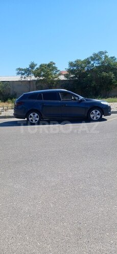 Renault Megane-7