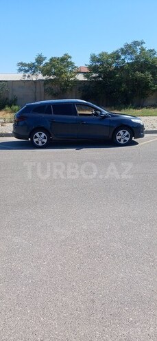 Renault Megane-6