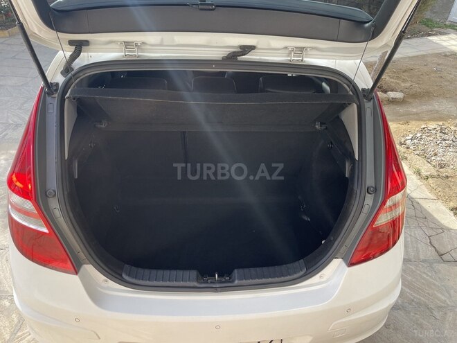 Hyundai i30-10