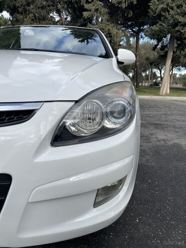 Hyundai i30-16