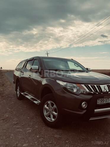 Mitsubishi L200 2019, 108,000 km - 2.4 л - İsmayıllı