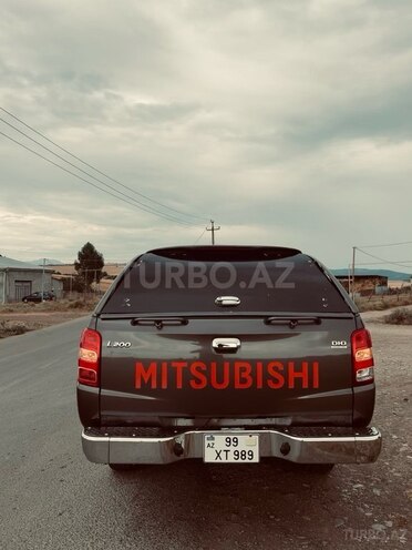 Mitsubishi L200 2019, 108,000 km - 2.4 л - İsmayıllı