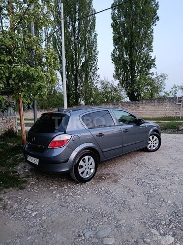 Opel Astra 2004, 290,947 km - 1.4 l - Qusar