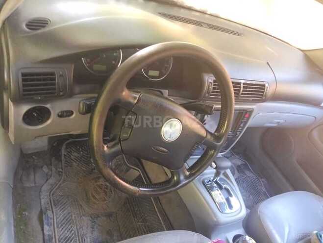Volkswagen Passat 2003, 132,000 km - 1.8 l - Qəbələ