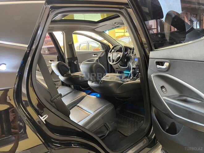 Hyundai Santa Fe-11