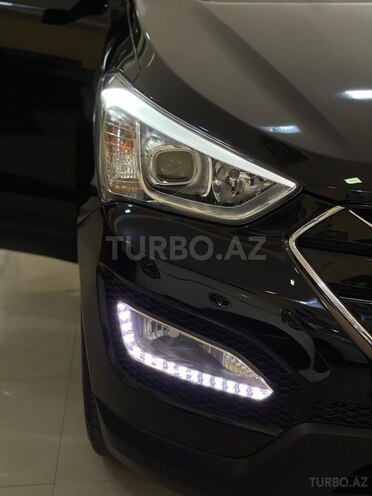 Hyundai Santa Fe-21