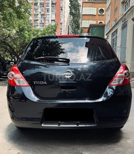Nissan Tiida-2