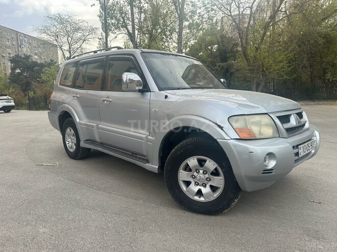 Mitsubishi Pajero 2004, 288,000 km - 3.0 l - Bakı
