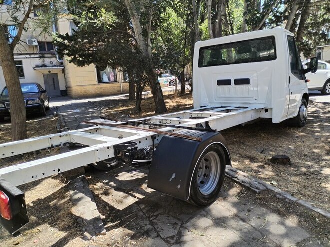 Ford Transit 2008, 245,000 km - 2.4 л - Bakı