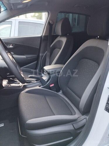 Hyundai Kona 2019, 49,850 km - 2.0 л - Bakı