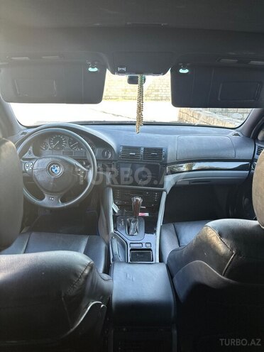 BMW 528 1997, 263,000 km - 2.8 л - Şabran
