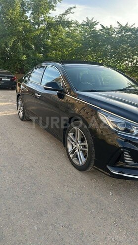 Hyundai Sonata-3