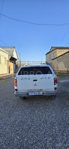 Mitsubishi L200 2007, 453,212 km - 2.5 l - Yevlax