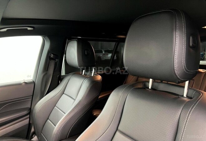 Mercedes GLS 450 4MATIC-15