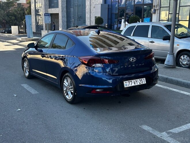 Hyundai Elantra 2019, 83,000 km - 2.0 l - Bakı