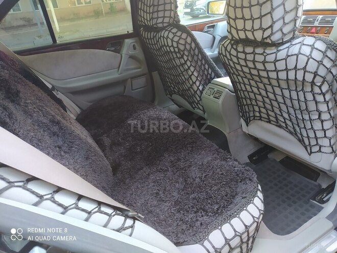 Mercedes E 240 1998, 310,742 km - 2.4 l - Göyçay