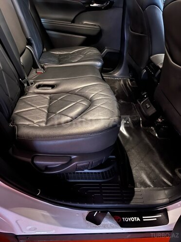 Toyota Highlander 2023, 210,000 km - 2.5 l - Bakı