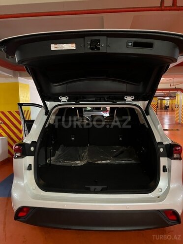 Toyota Highlander 2023, 210,000 km - 2.5 l - Bakı