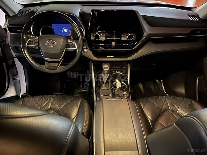 Toyota Highlander 2023, 210,000 km - 2.5 l - Bakı