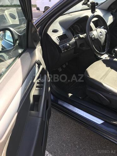 Opel Astra 2009, 263,000 km - 1.3 l - Bakı