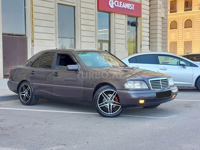 Mercedes C 200 1994, 372,435 km - 2.0 л - Sumqayıt