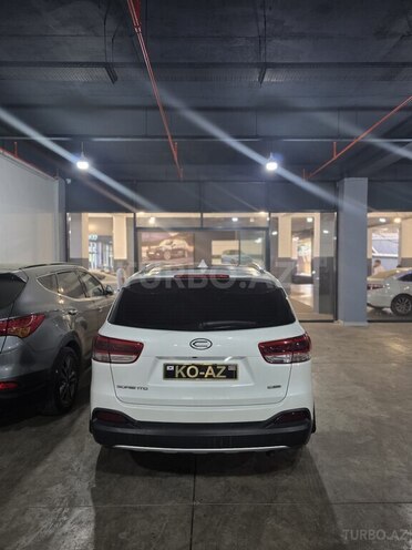 Kia Sorento-4