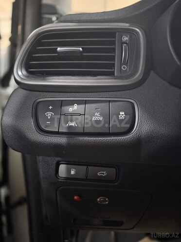 Kia Sorento-8