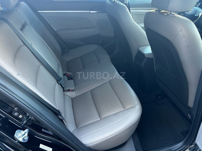 Hyundai Elantra 2019, 121,000 km - 2.0 l - Bakı
