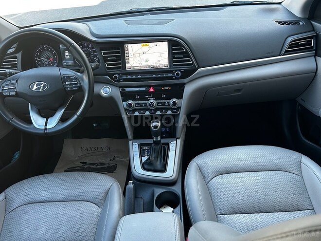 Hyundai Elantra 2019, 121,000 km - 2.0 l - Bakı