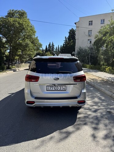 Kia Carnival 2018, 261,300 km - 2.2 l - Bakı