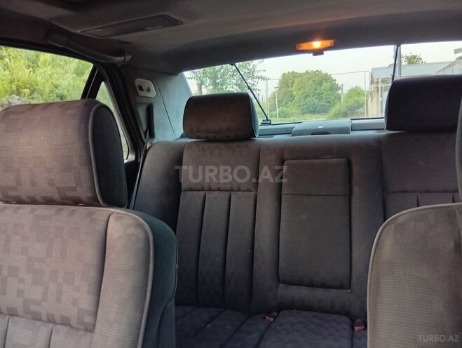 Mercedes S 320 1992, 260 km - 3.2 l - Yevlax