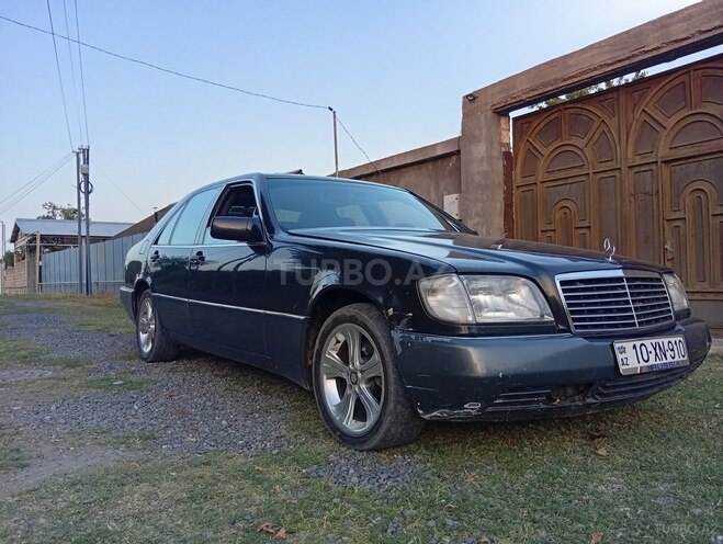 Mercedes S 320 1992, 260 km - 3.2 l - Yevlax
