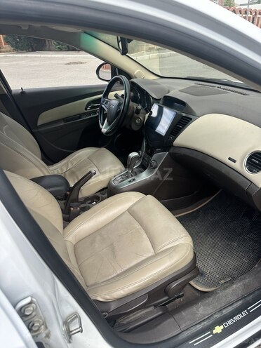Chevrolet Cruze 2011, 317,000 km - 1.4 л - Gəncə