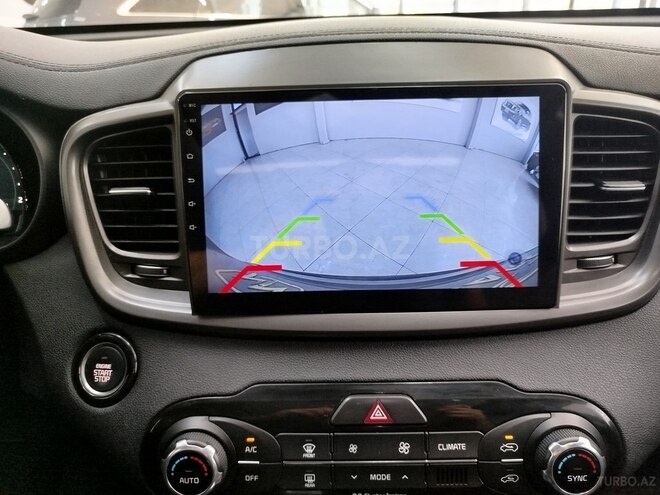 Kia Sorento-14