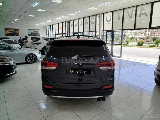 Kia Sorento-4