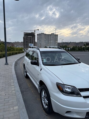 Mitsubishi Outlander 2002, 169,000 km - 2.4 l - Bakı