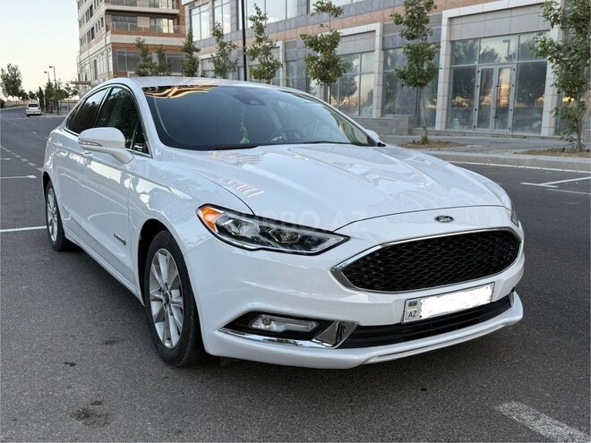 Ford Fusion (North America) 2017, 146,000 km - 2.0 л - Bakı