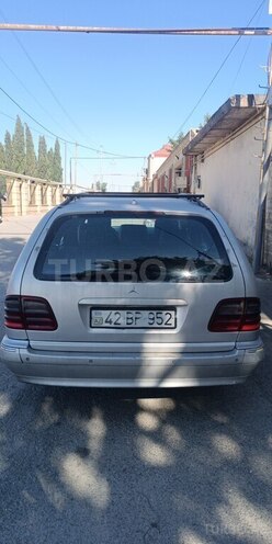Mercedes E 220 d 2000, 333,000 km - 2.2 l - Bakı