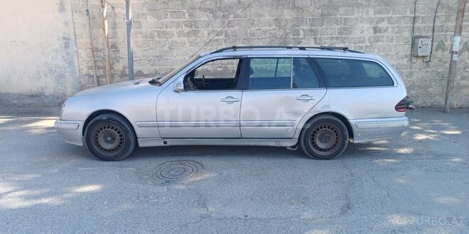 Mercedes E 220 d 2000, 333,000 km - 2.2 l - Bakı