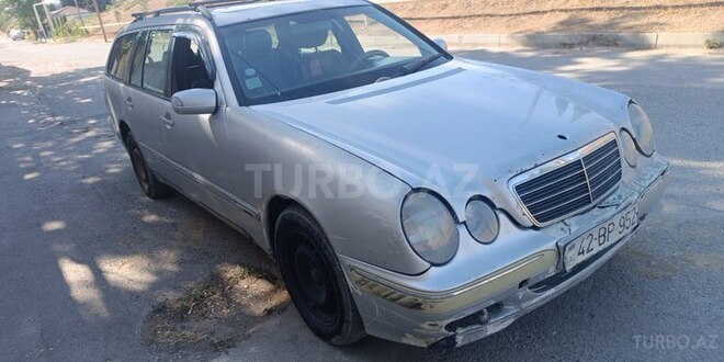 Mercedes E 220 d 2000, 333,000 km - 2.2 l - Bakı
