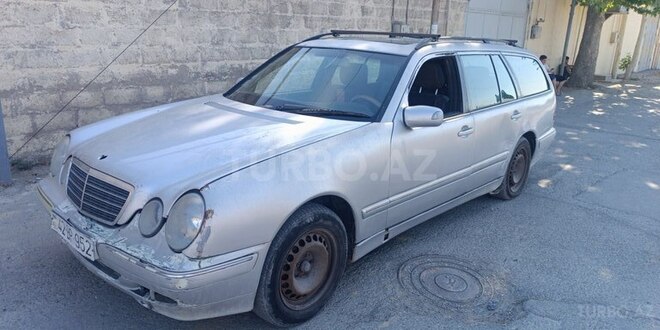 Mercedes E 220 d 2000, 333,000 km - 2.2 l - Bakı