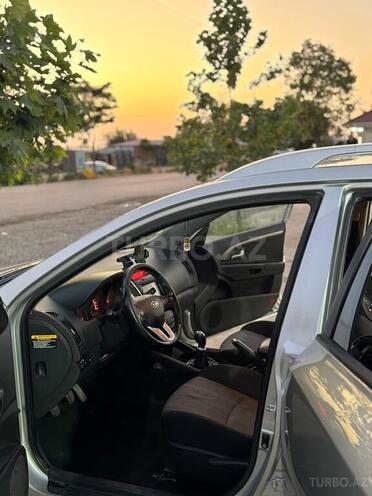 Kia  2010, 200,000 km - 1.4 l - Şirvan